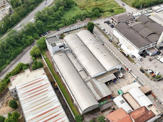 Locale Commerciale in vendita a San Giuliano Milanese, Lombardia