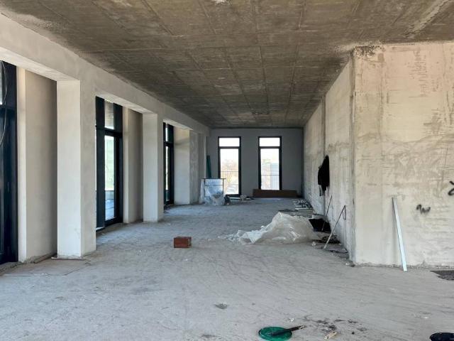 Locale Commerciale in vendita a Idice, San Lazzaro di Savena