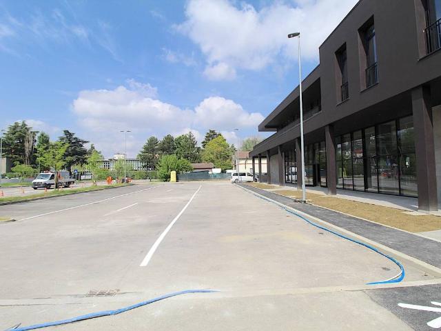 Locale Commerciale in vendita a Idice, San Lazzaro
