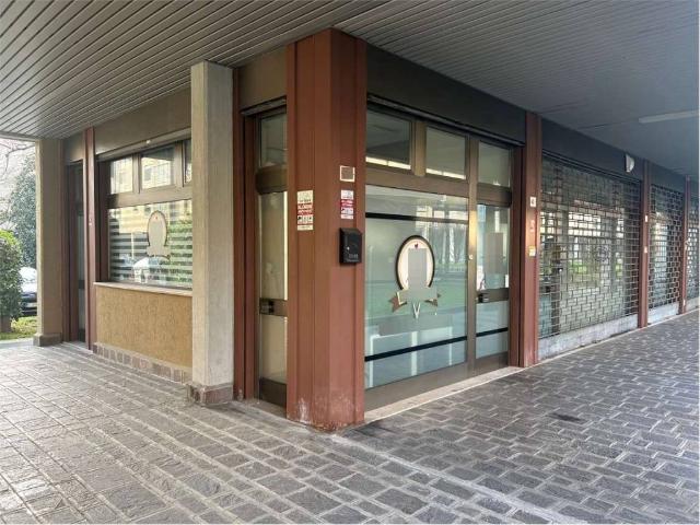Locale Commerciale in vendita a Cicogna, San Lazzaro