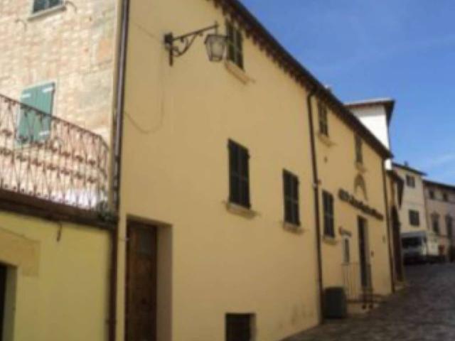 Locale Commerciale in vendita a Unione di comuni Valmarecchia, San Leo