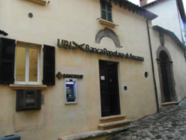 Locale Commerciale in vendita a Unione di comuni Valmarecchia, San Leo