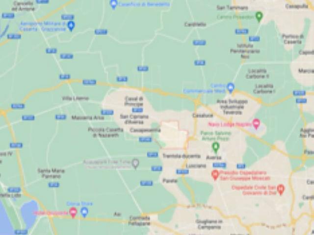Locale Commerciale in vendita a San Marcellino, Campania