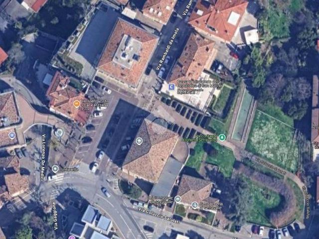 Locale Commerciale in vendita a Serravalle