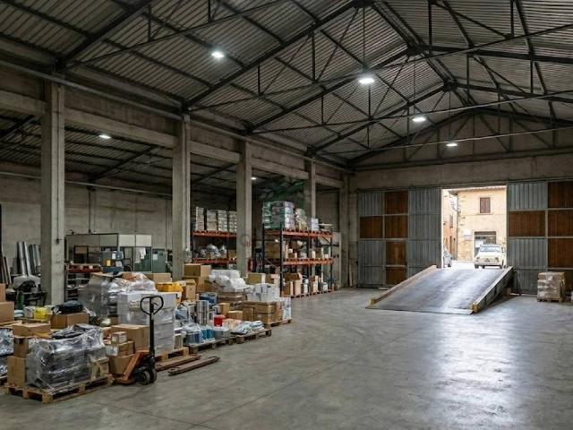 Locale Commerciale in vendita a Case Nuove, San Martino Buon Albergo
