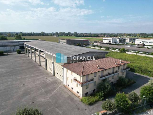 Locale Commerciale in vendita a San Paolo, Lombardia