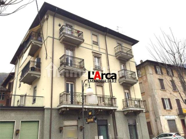 Locale Commerciale in vendita a Comunità Montana della Valle Brembana, San Pellegrino Terme