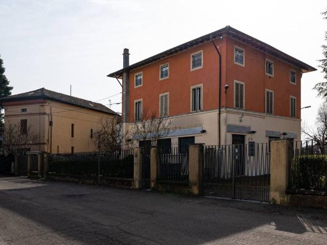 Locale Commerciale in vendita a Unione Comuni Modenesi Area Nord, San Prospero