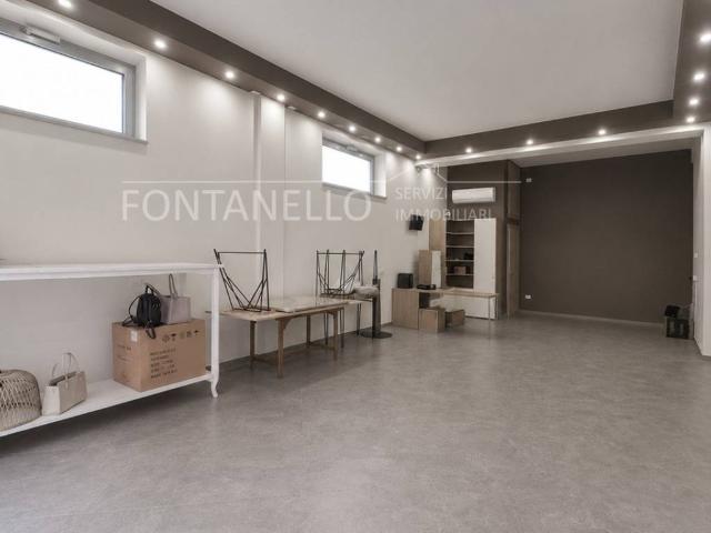 Locale Commerciale in vendita a Puglia, Foggia
