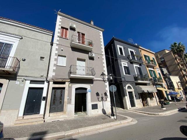 Locale Commerciale in vendita a Puglia, Foggia