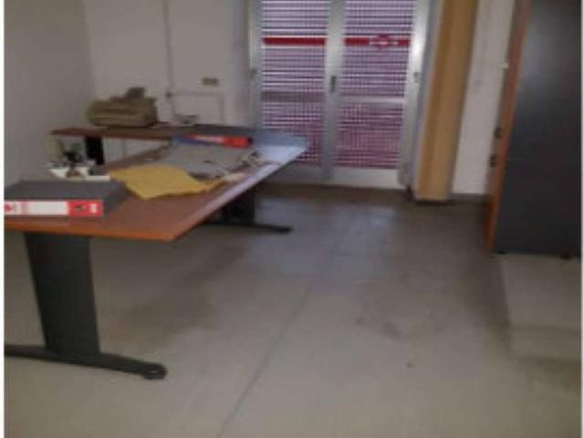 Locale Commerciale in vendita a Puglia, Foggia