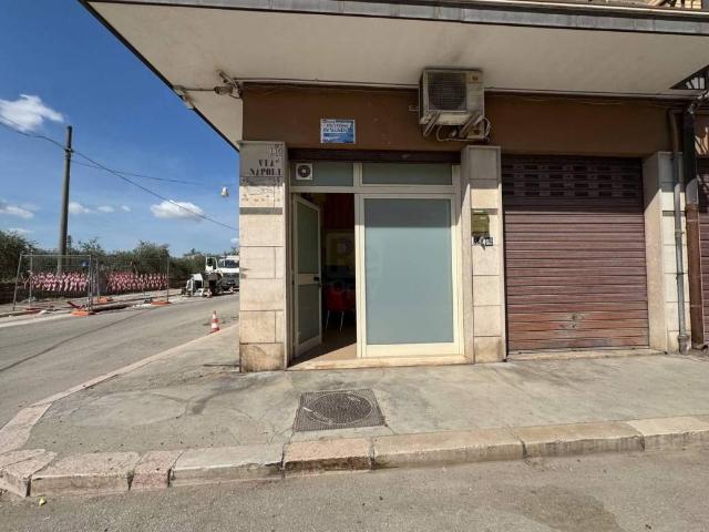 Locale Commerciale in vendita a Puglia, Foggia