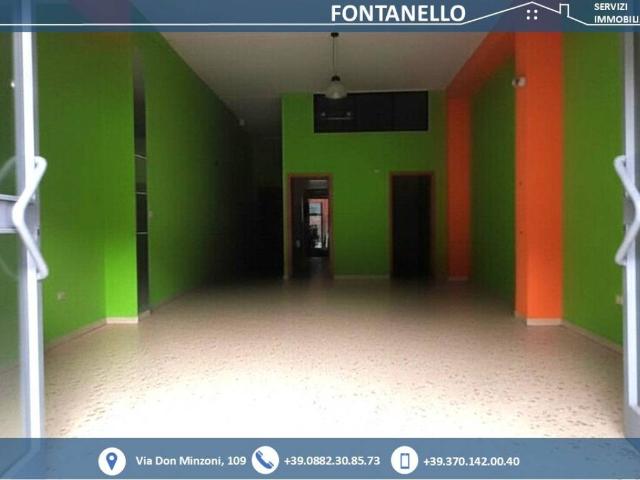 Locale Commerciale in vendita a Puglia, Foggia