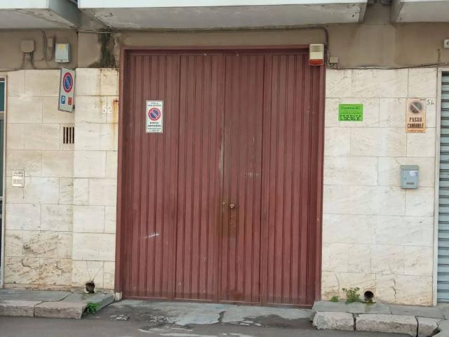 Locale Commerciale in vendita a Puglia, Foggia