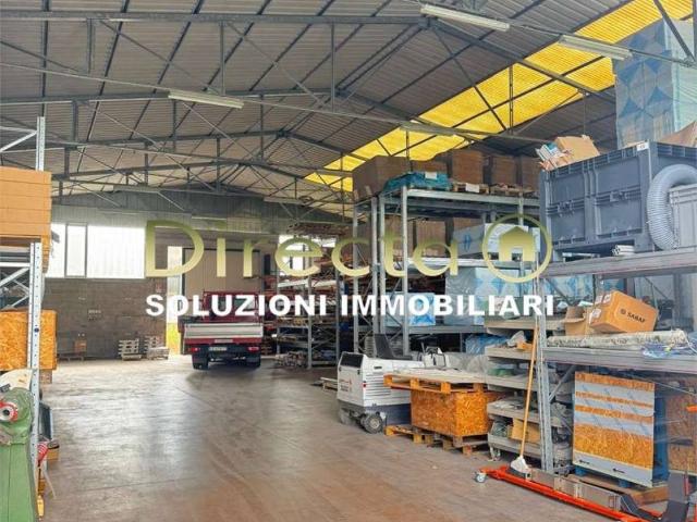 Locale Commerciale in vendita a Zona Industriale San Vendemiano, San Vendemiano