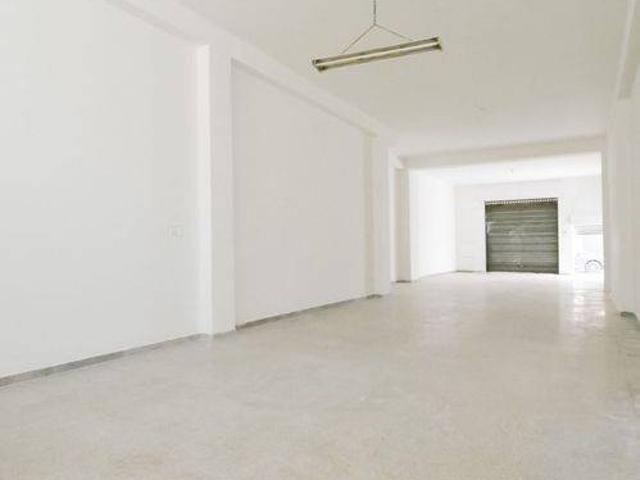 Locale Commerciale in vendita a Puglia, Brindisi