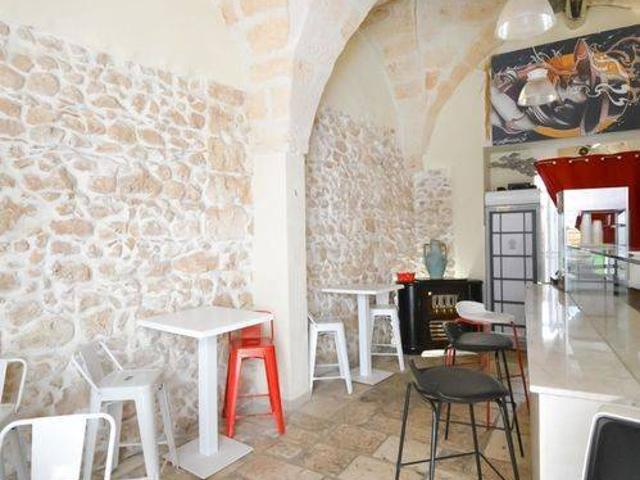 Locale Commerciale in vendita a Puglia, Brindisi