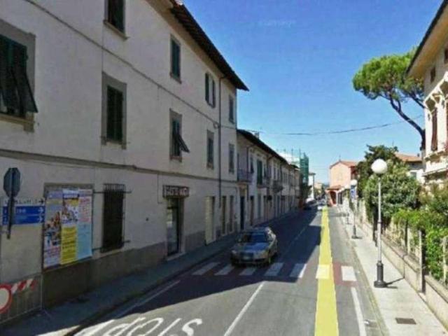 Locale Commerciale in vendita a Santa Croce Sull'arno, Toscana