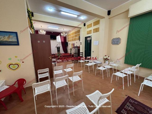 Locale Commerciale in vendita a Porticello, Santa Flavia