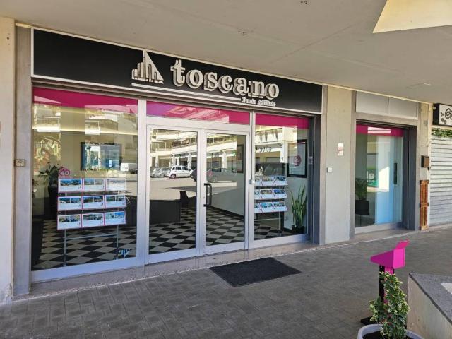 Locale Commerciale in vendita a Roma Capitale, Lazio