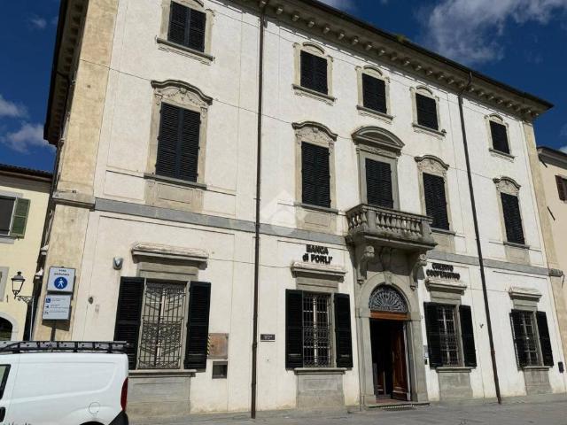 Locale Commerciale in vendita a Unione di Comuni della Romagna Forlivese, Santa Sofia