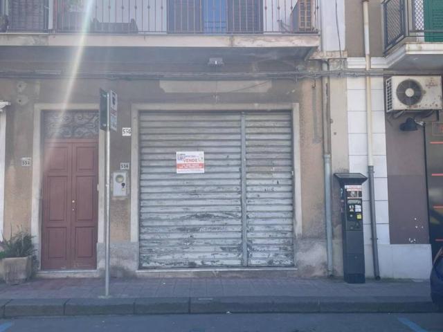 Locale Commerciale in vendita a Santa Teresa Di Riva, Sicilia