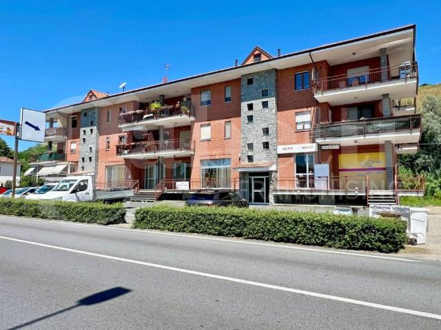 Locale Commerciale in vendita a Piemonte, Cuneo