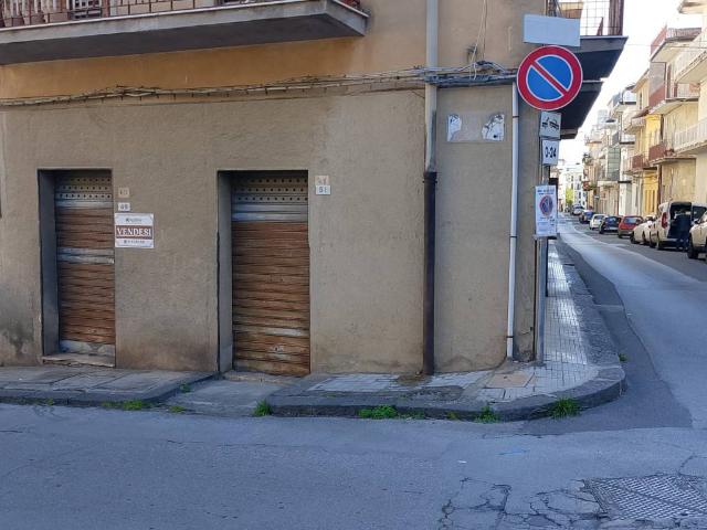 Locale Commerciale in vendita a Minà, Sant'agata Di Militello