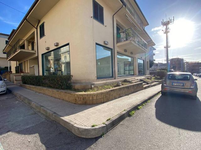 Locale Commerciale in vendita a Minà, Sant'agata Di Militello