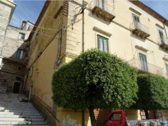 Locale Commerciale in vendita a Puglia, Foggia