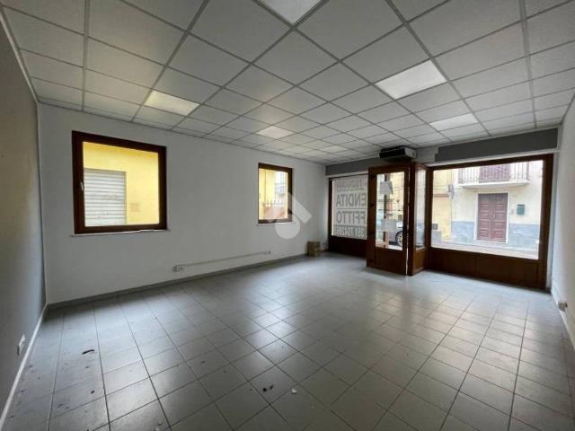Locale Commerciale in vendita a Maisonetta, Piemonte