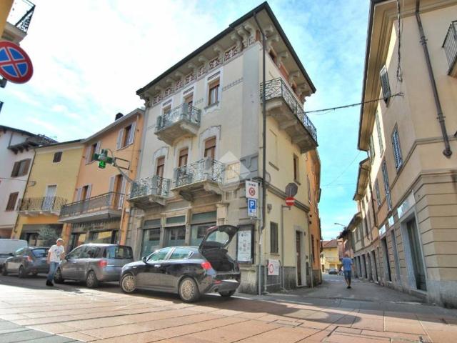 Locale Commerciale in vendita a Piemonte, Vercelli