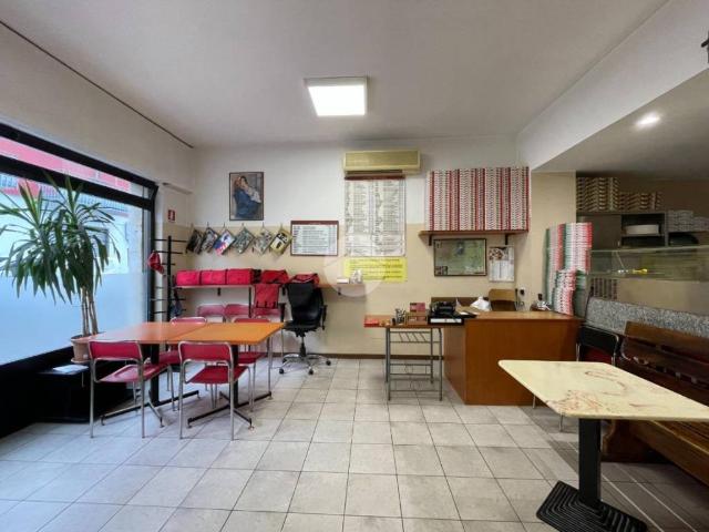 Locale Commerciale in vendita a Santo Stefano Ticino, Lombardia