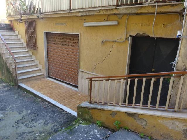 Locale Commerciale in vendita a Borgo San Matteo, Sarno