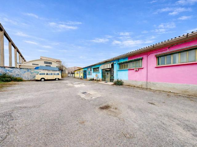 Locale Commerciale in vendita a Villaggio Matteotti, Saronno