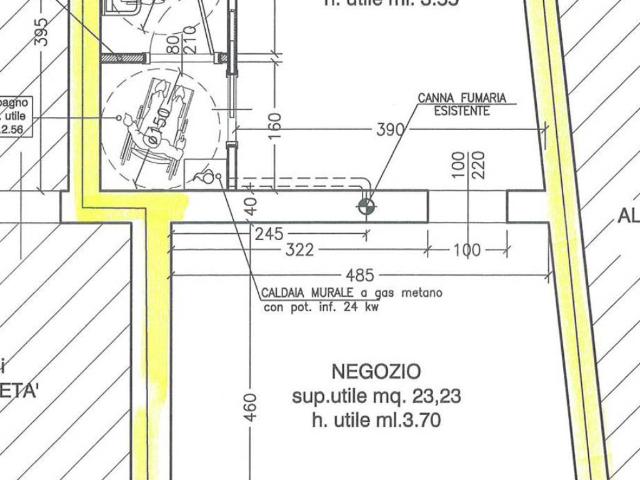 Locale Commerciale in vendita a Campo Sportivo-Colombara, Saronno