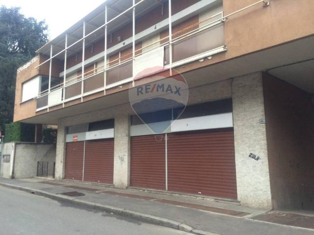Locale Commerciale in vendita a Campo Sportivo-Colombara, Saronno