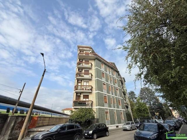 Locale Commerciale in vendita a Villaggio Matteotti, Saronno