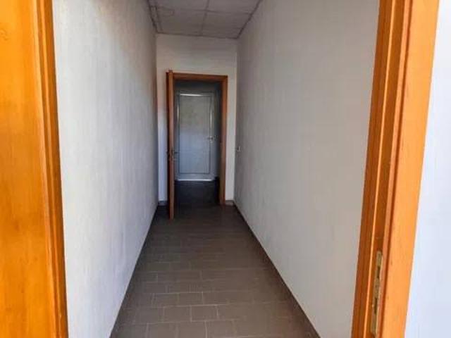 Locale Commerciale in vendita a Unione di comuni Montana Lunigiana, Sarzana