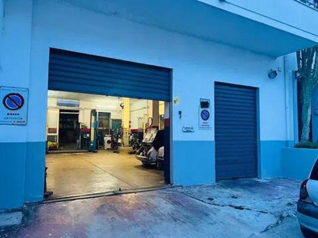 Locale Commerciale in vendita a San Giovanni, Cala Di Volpe