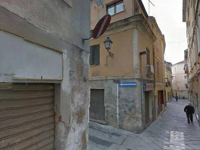 Locale Commerciale in vendita a Cappuccini, Cala Di Volpe