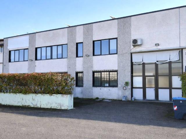 Locale Commerciale in vendita a Unione dei comuni Valli del Reno, Lavino e Samoggia, Sasso Marconi