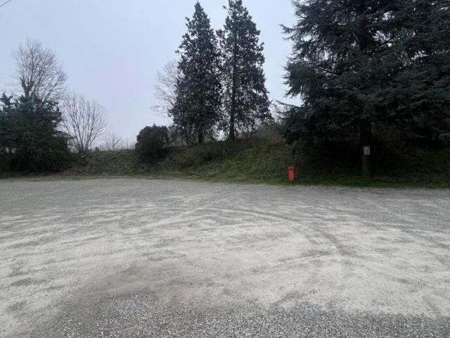 Locale Commerciale in vendita a Unione dei comuni Valli del Reno, Lavino e Samoggia, Sasso Marconi