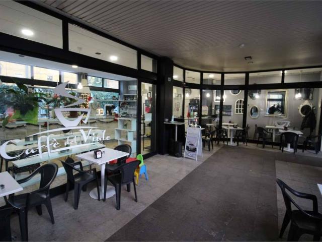 Locale Commerciale in vendita a Unione dei comuni del Distretto Ceramico, Sassuolo