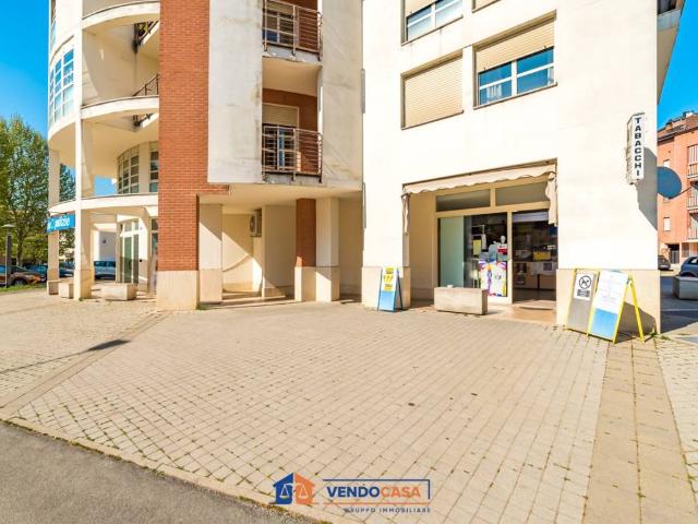 Locale Commerciale in vendita a Piemonte, Cuneo