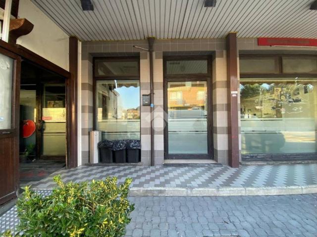 Locale Commerciale in vendita a Savignano Sul Rubicone, Reggio Emilia