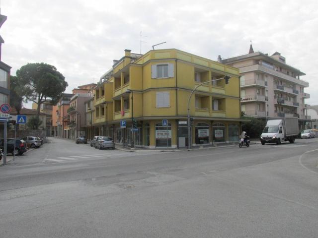 Locale Commerciale in vendita a Savignano sul Rubicone, Forlì-Cesena