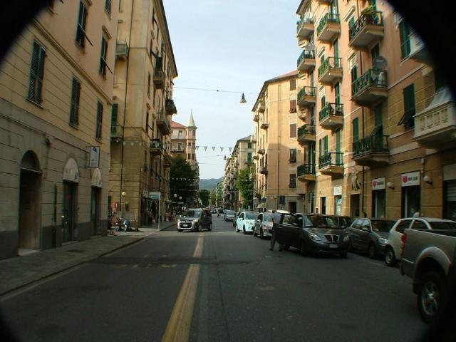 Locale Commerciale in vendita a Oltreletimbro, Albisola Capo