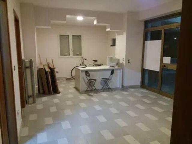 Locale Commerciale in vendita a Monticello, Calabria