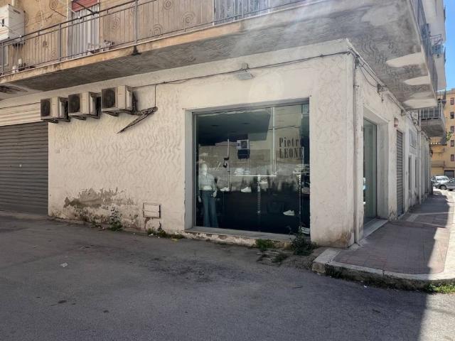 Locale Commerciale in vendita a Perriera, Sciacca